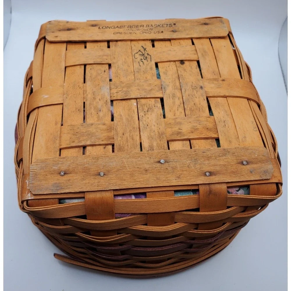 Longaberger Petunia Basket Handwoven Dresden OH Liner Tie-On Signed 1997‎